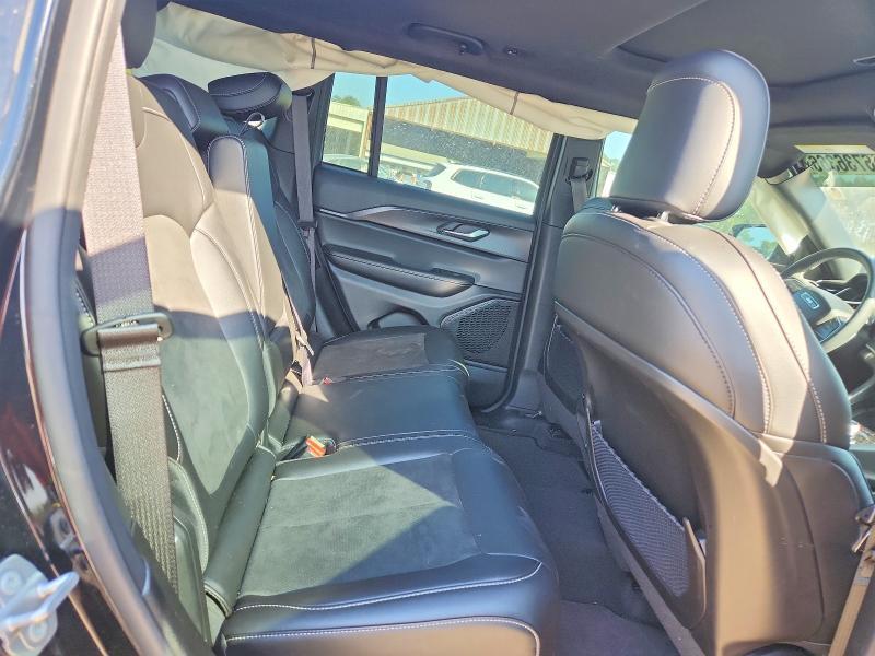 2025 JEEP GRAND CHEROKEE LAREDO — Фото 11 из 13