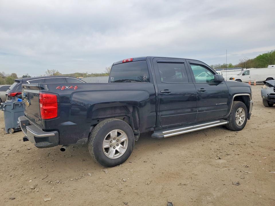 3GCUKREC2JG417751 2018 CHEVROLET SILVERADO photo no. 3