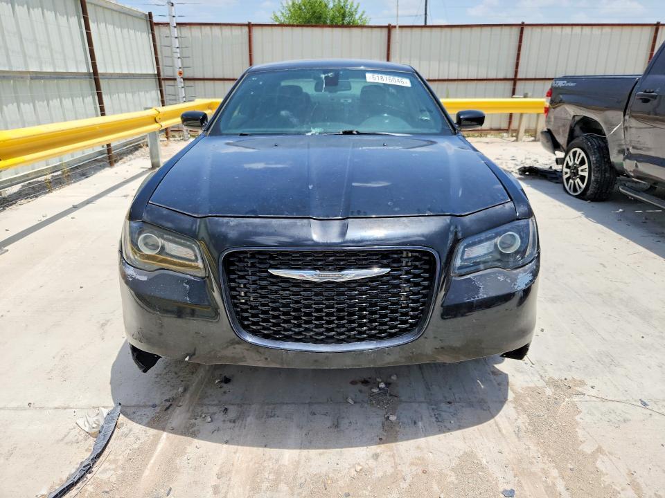 2018 CHRYSLER 300 S — Фото 5 из 12