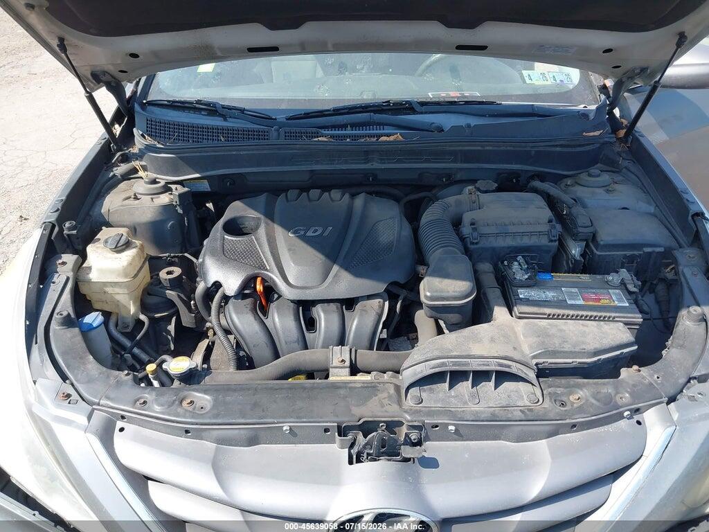 5NPEB4AC3BH040627 2011 HYUNDAI SONATA photo no. 10