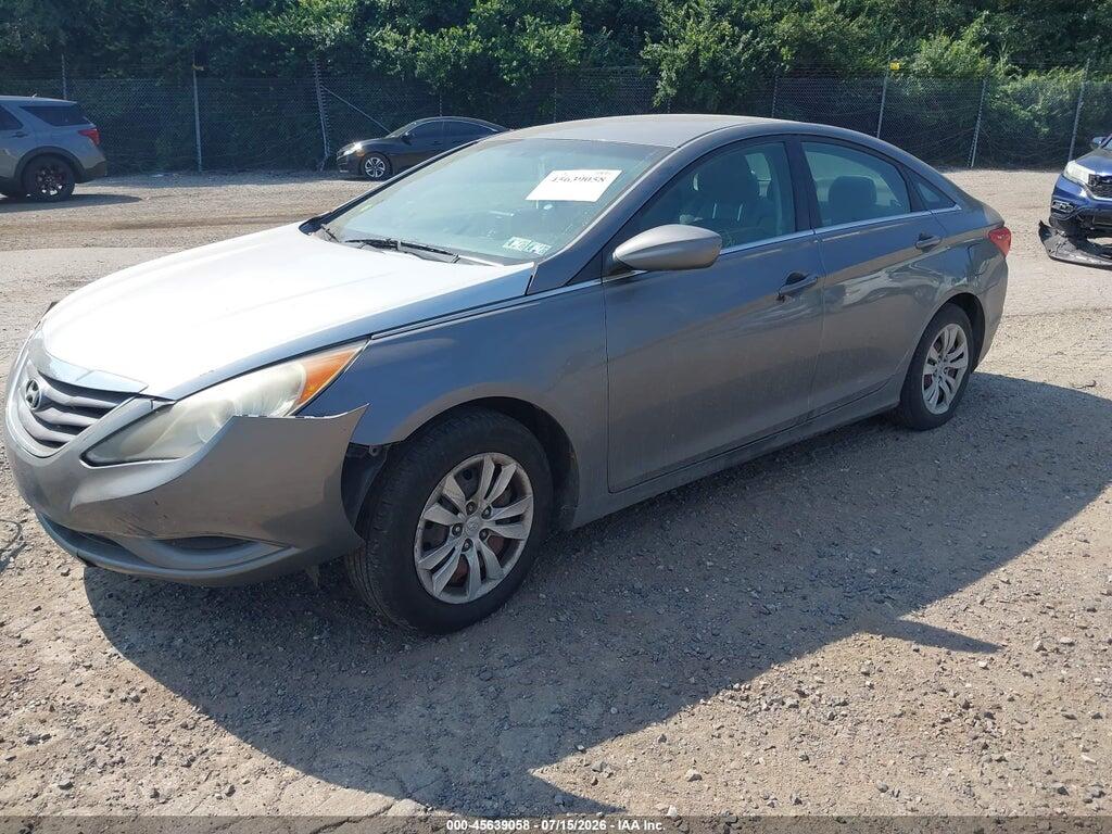 5NPEB4AC3BH040627 2011 HYUNDAI SONATA photo no. 2