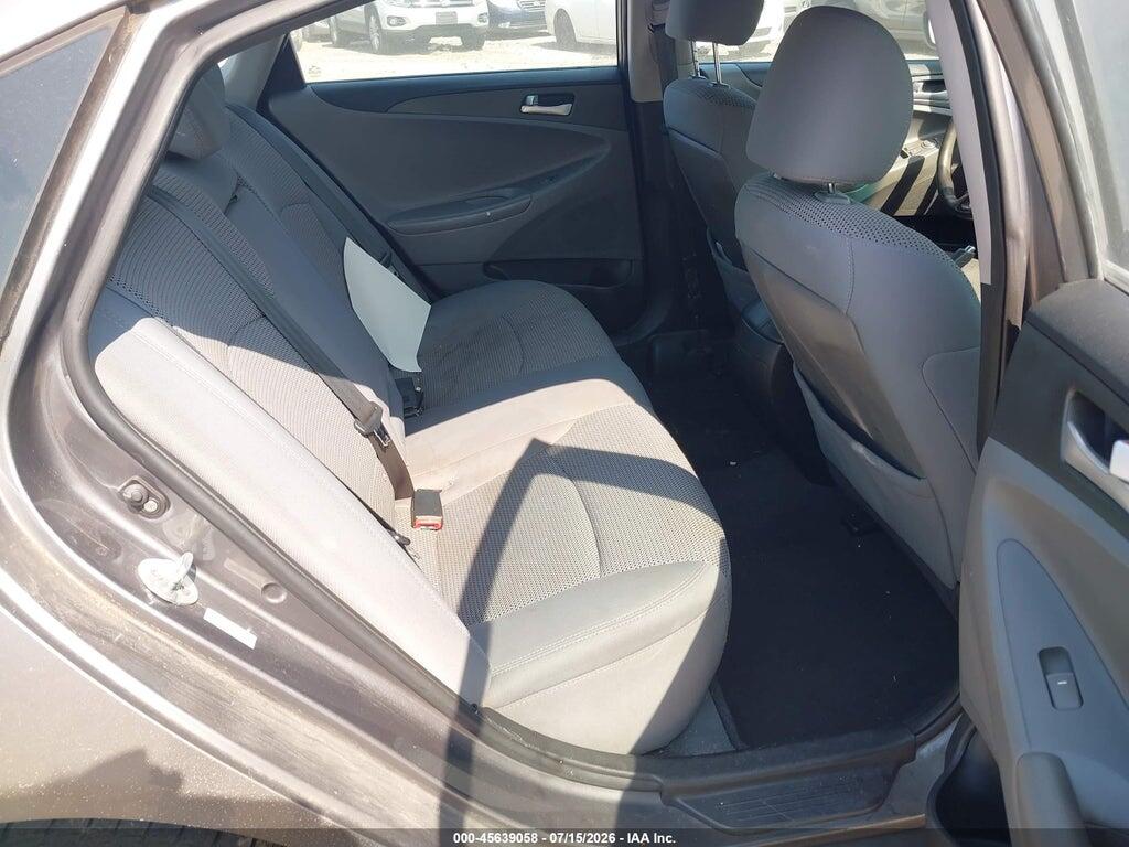 5NPEB4AC3BH040627 2011 HYUNDAI SONATA photo no. 8