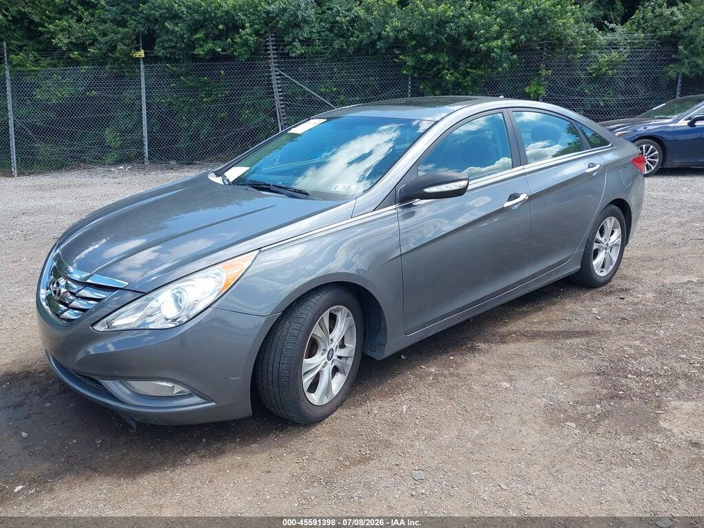 5NPEC4AC3BH044576 2011 HYUNDAI SONATA photo no. 2