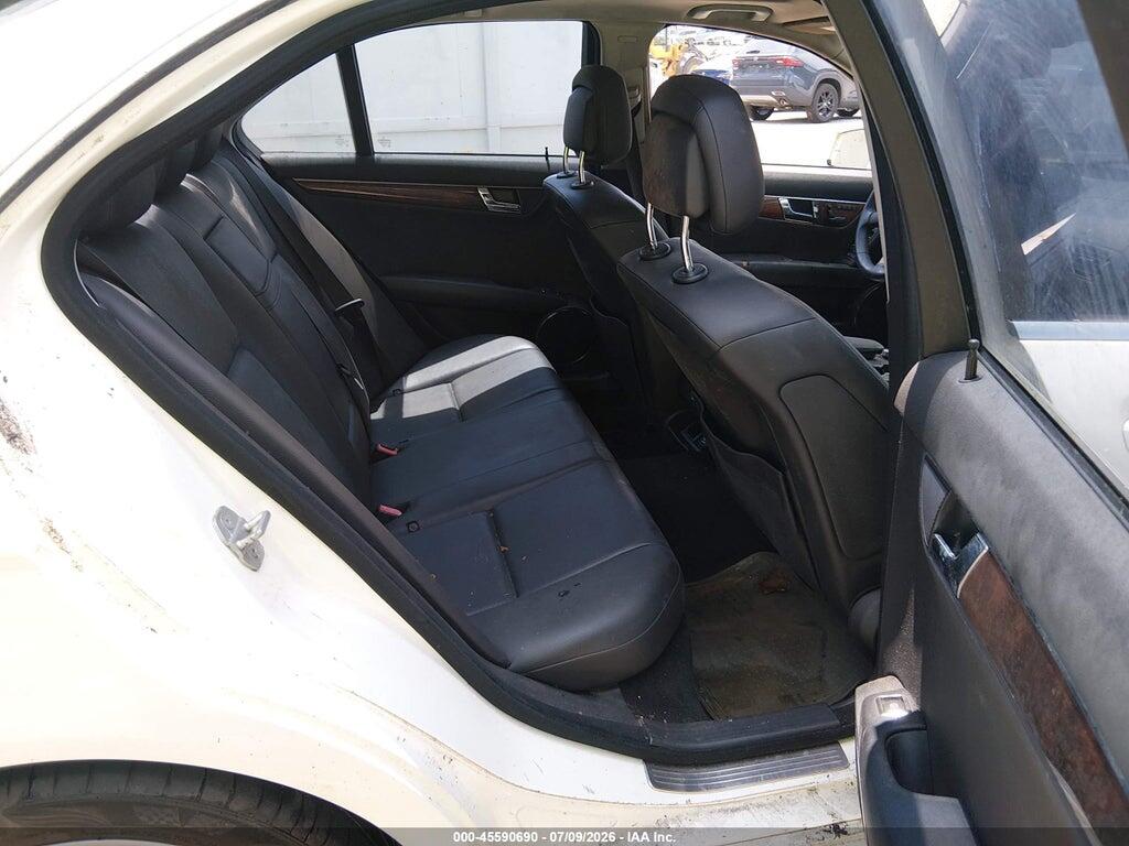 WDDGF8BB8AR126152 2010 MERCEDES-BENZ C 300 photo no. 8