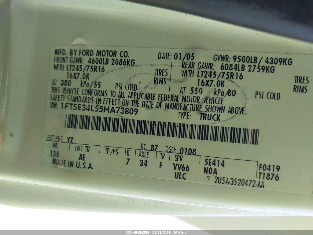 1FTSE34L55HA73809 2005 FORD E-350 SUPER DUTY photo no. 9