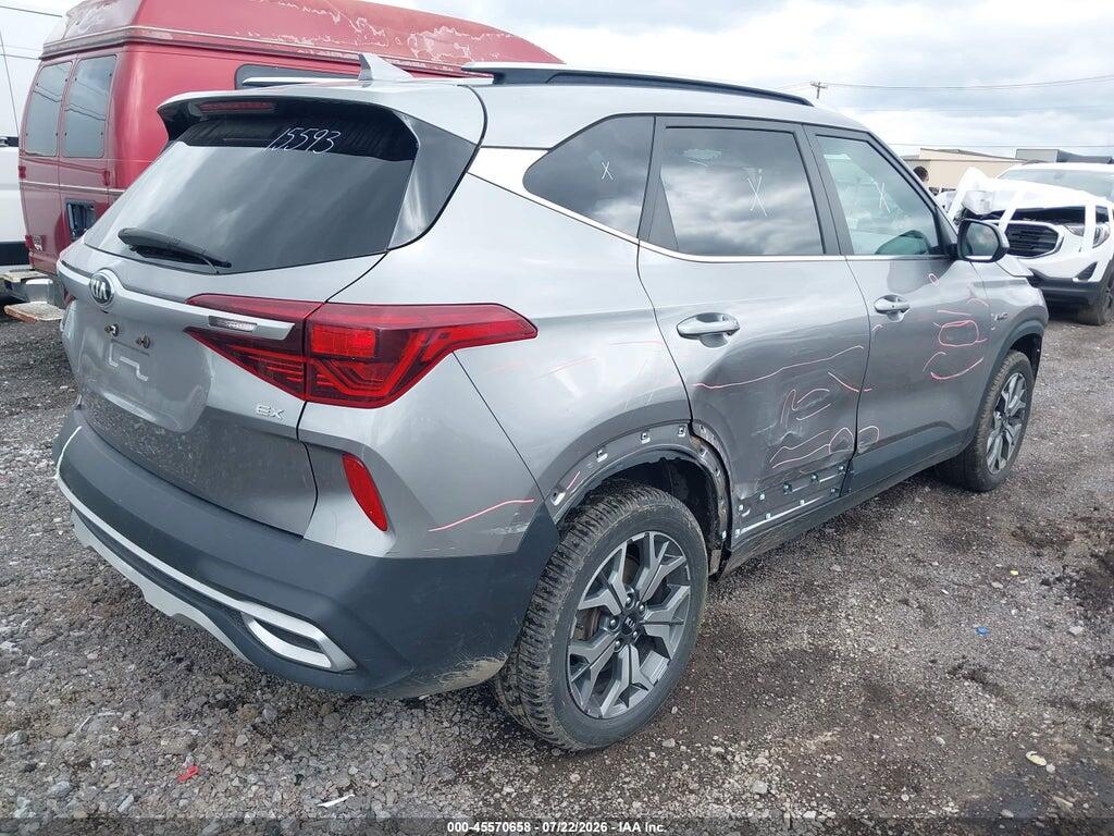 KNDERCAA7M7138815 2021 KIA SELTOS photo no. 4