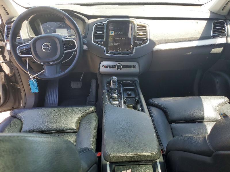 2016 VOLVO XC90 T8 — Фото 8 из 13