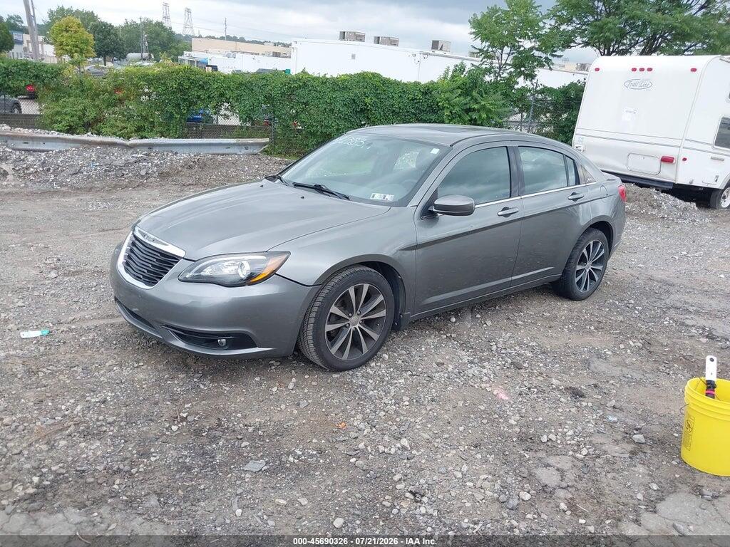 1C3CCBBB1DN676680 2013 CHRYSLER 200 photo no. 2