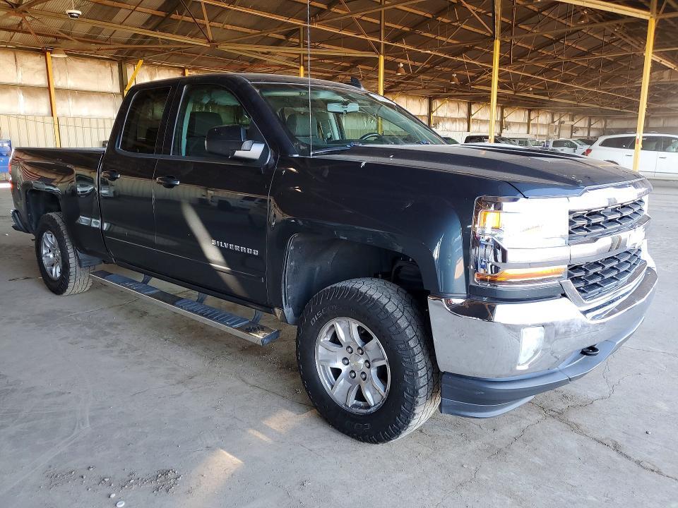 2018 CHEVROLET SILVERADO K1500 LT — Фото 4 из 12