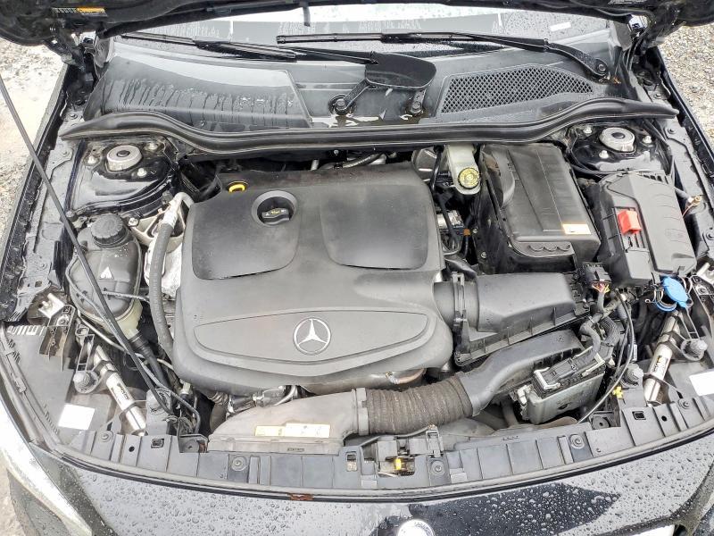 2015 MERCEDES-BENZ GLA 250 4MATIC — Фото 12 из 14