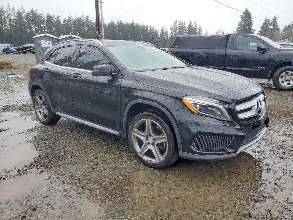 2015 MERCEDES-BENZ GLA 250 4MATIC — Фото 4 из 14