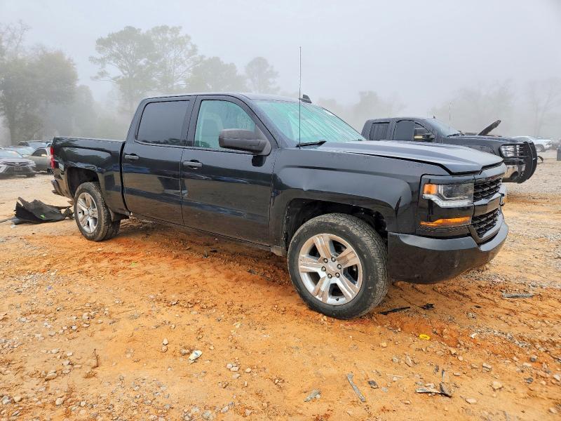 3GCUKPEC4JG145806 2018 CHEVROLET SILVERADO photo no. 4