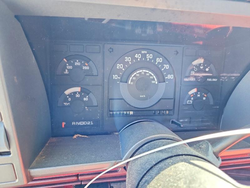 1991 CHEVROLET GMT-400 C1500 — Фото 9 из 12