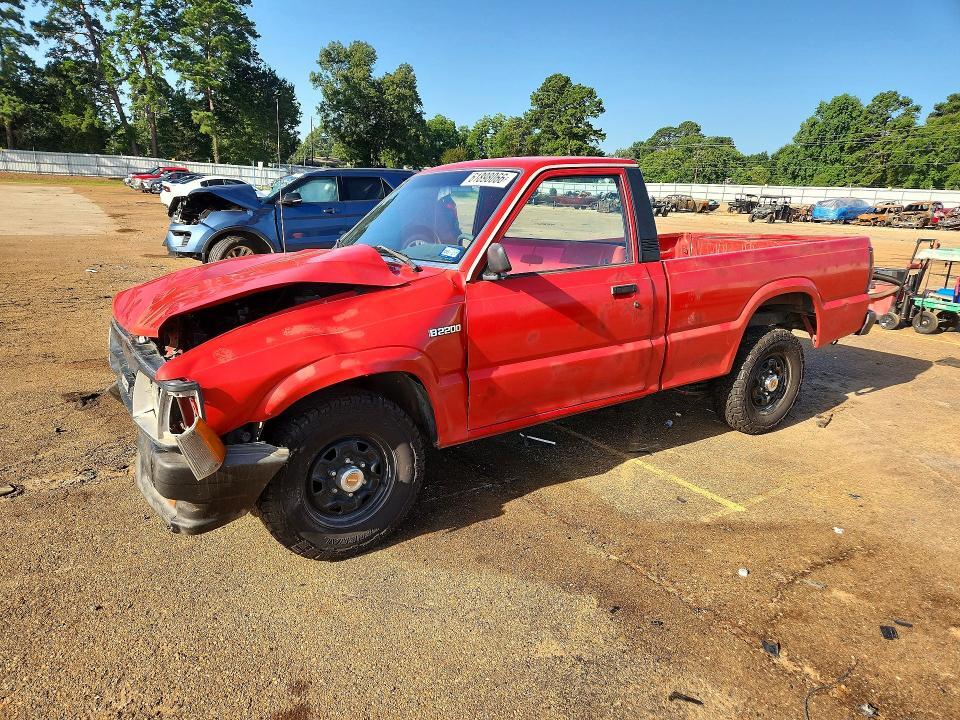 1990 MAZDA B2200 JM2UF1137L0925583