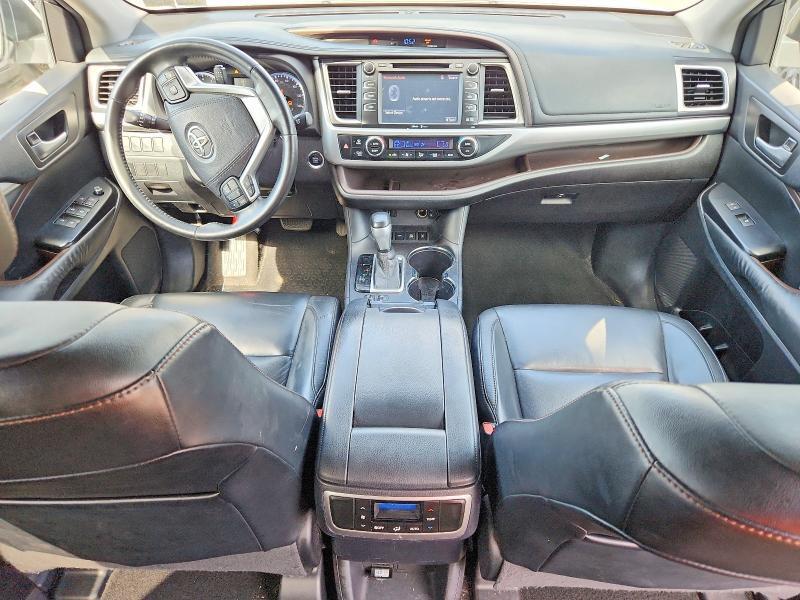 5TDJKRFH4FS181870 2015 TOYOTA HIGHLANDER photo no. 8