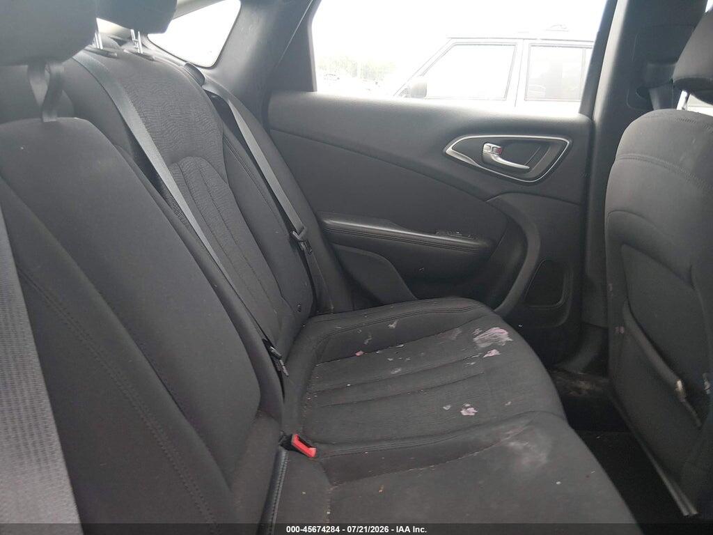 1C3CCCAB9FN569046 2015 CHRYSLER 200 photo no. 8