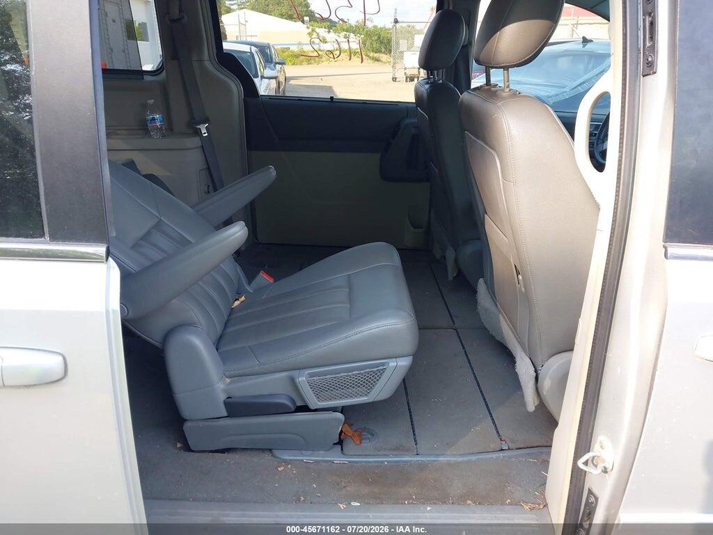 2A8HR54P48R621765 2008 CHRYSLER TOWN & COUNTRY photo no. 8