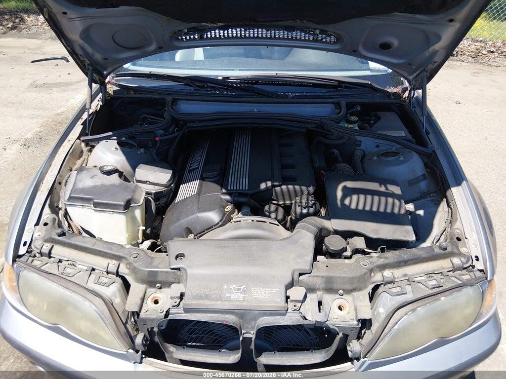 WBAEU33484PR13982 2004 BMW 325XI photo no. 10