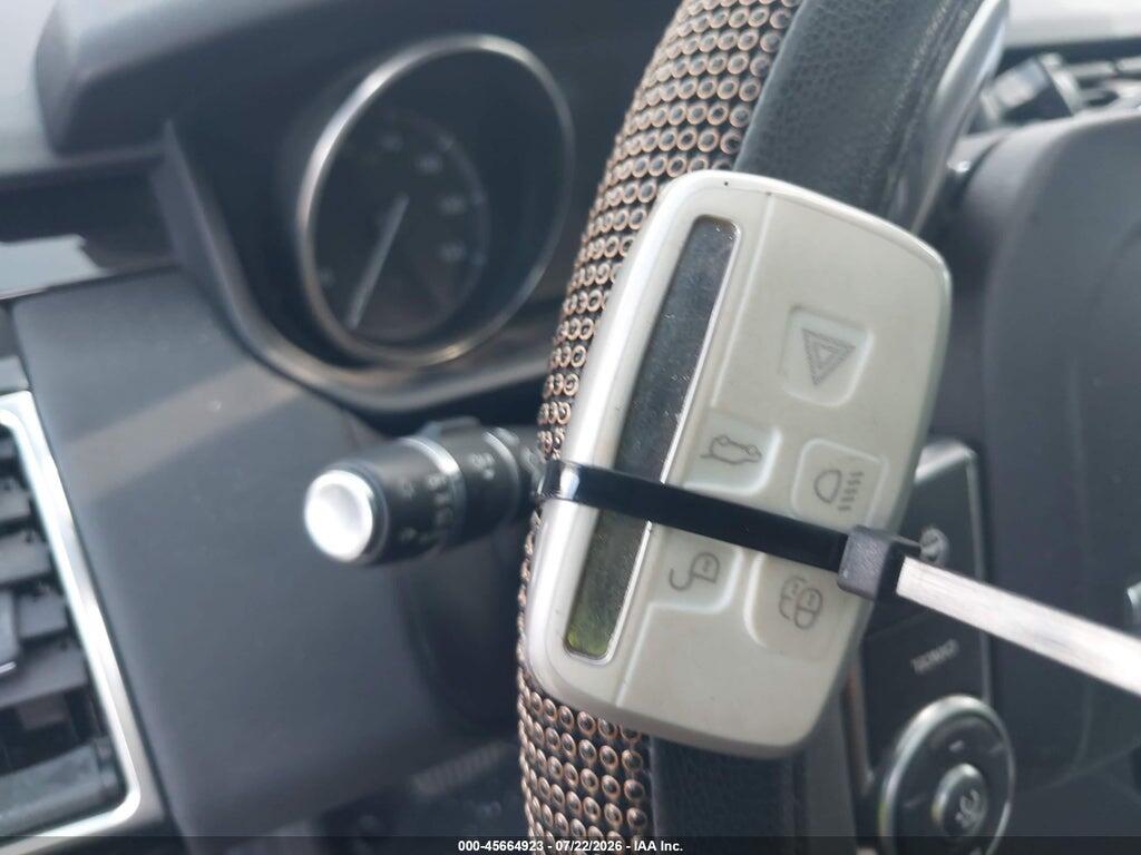 SALRGBBV1HA028413 2017 LAND ROVER DISCOVERY photo no. 11
