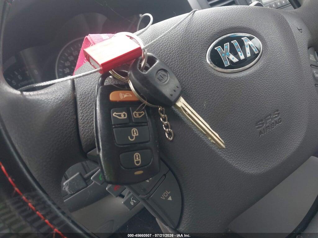 KNDMG4C76E6538834 2014 KIA SEDONA photo no. 11