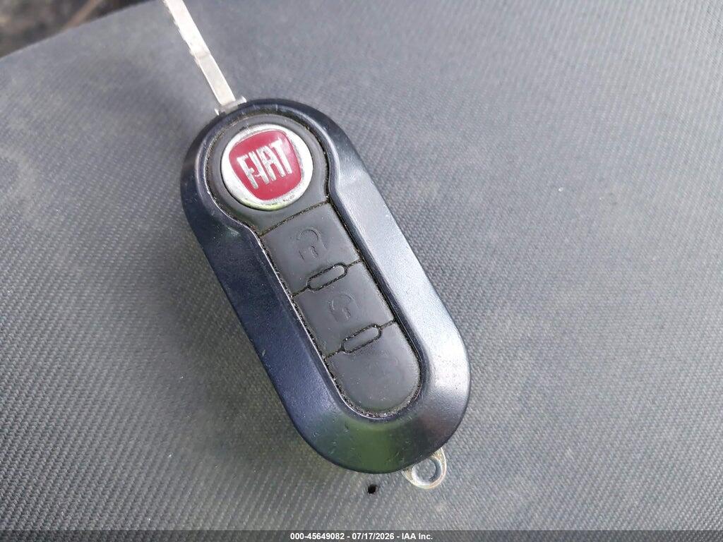3C3CFFAR7CT310332 2012 FIAT 500 photo no. 11