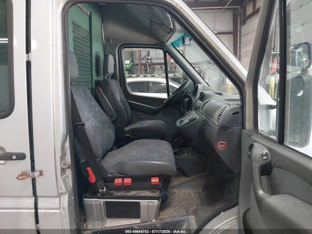 WD2PD644745676813 2004 DODGE SPRINTER VAN 2500 photo no. 5