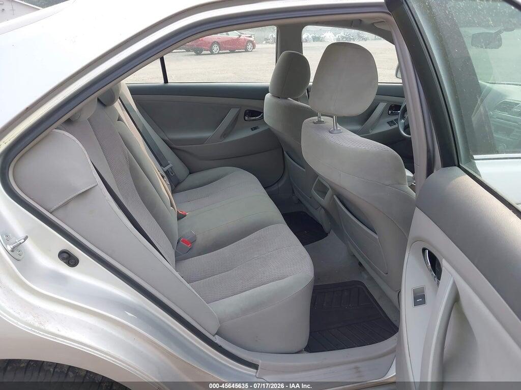 4T4BF3EK1BR129607 2011 TOYOTA CAMRY photo no. 8