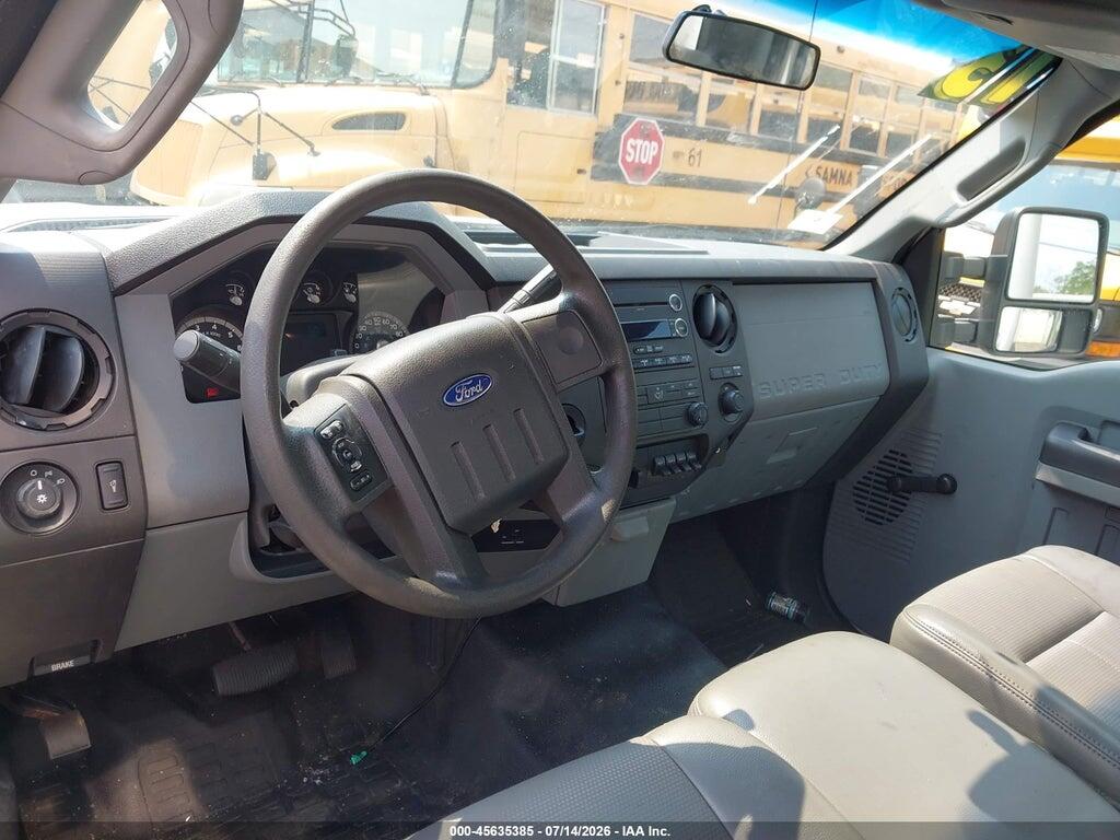 1FDRF3G64DEA81462 2013 FORD F-350 CHASSIS photo no. 6