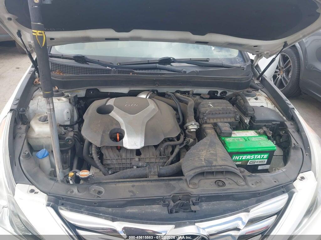 5NPEC4AB6BH307604 2011 HYUNDAI SONATA photo no. 10