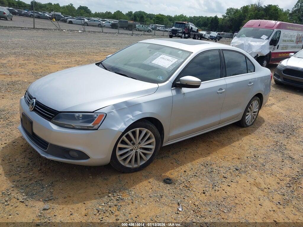 3VWLL7AJ8EM321340 2014 VOLKSWAGEN JETTA photo no. 2
