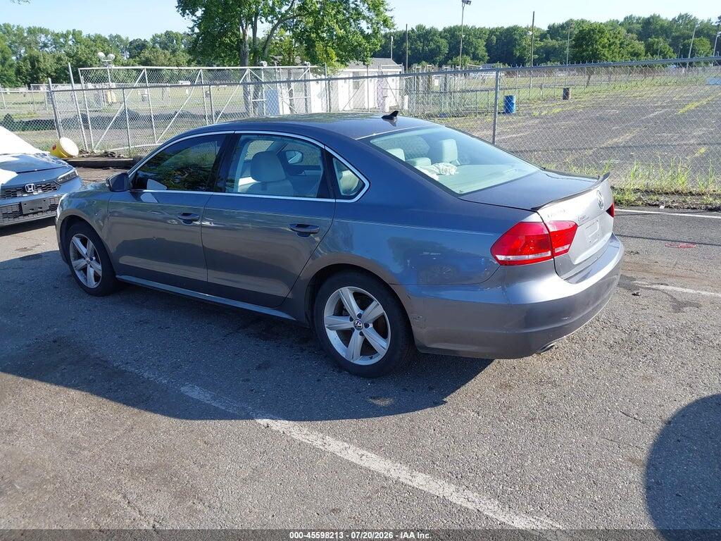 1VWBN7A38DC145204 2013 VOLKSWAGEN PASSAT photo no. 3