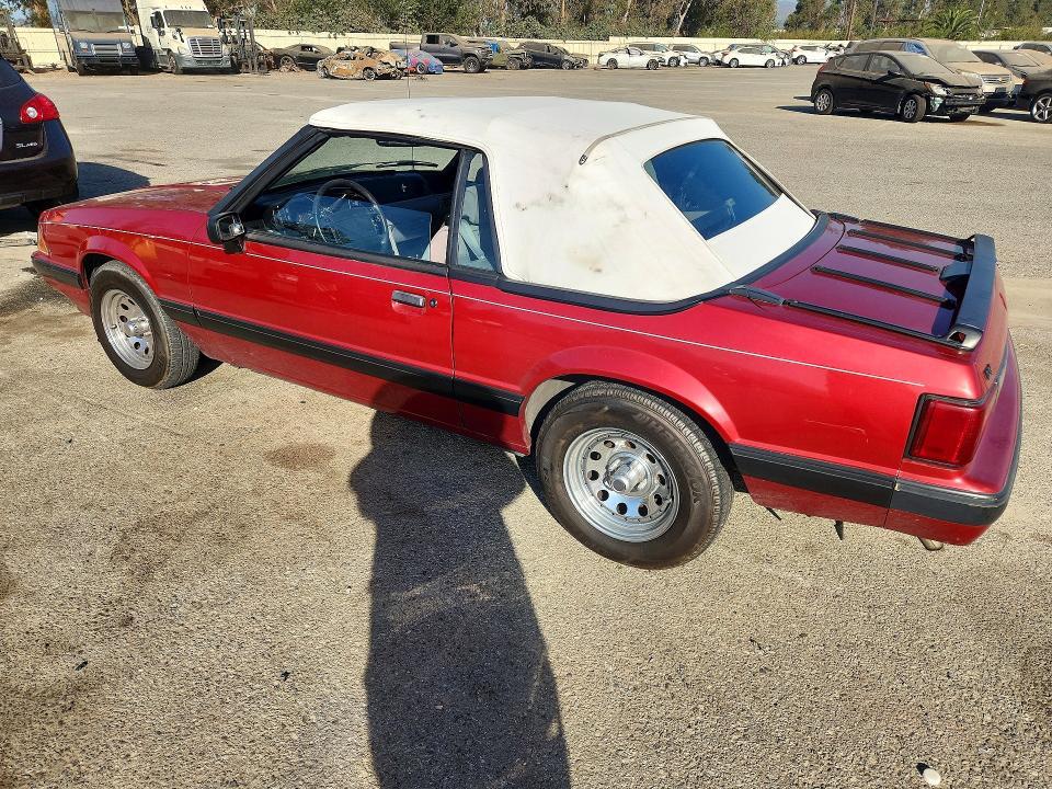 1990 FORD MUSTANG LX — Фото 2 из 12