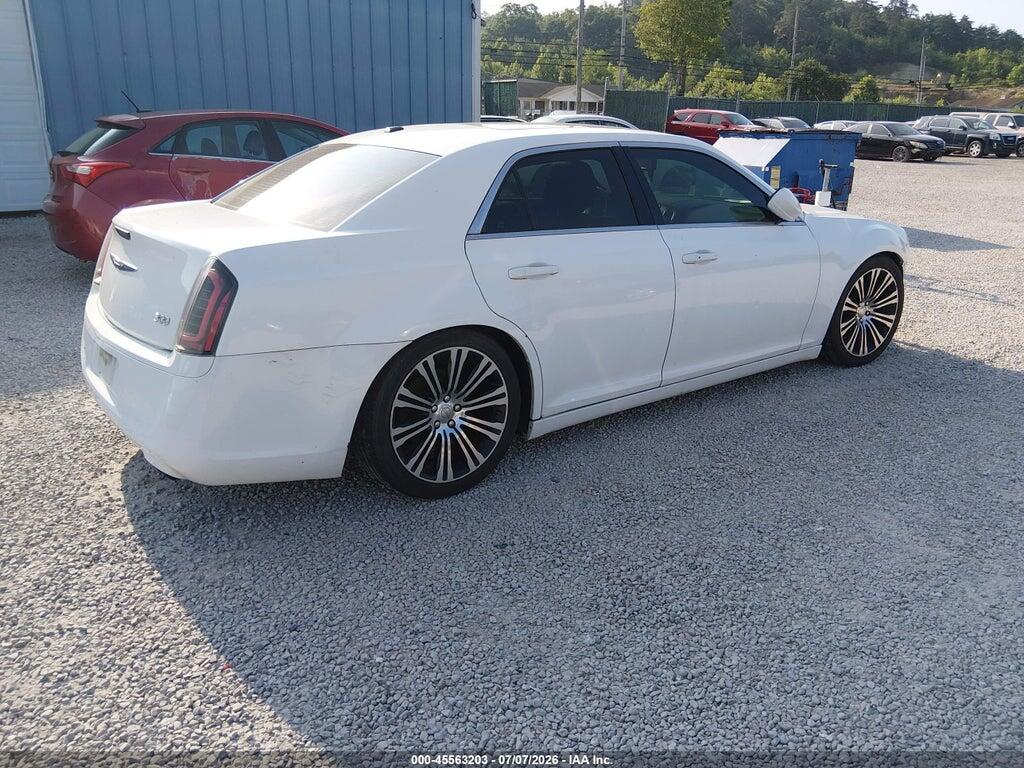 2C3CCABT1DH681695 2013 CHRYSLER 300 photo no. 4