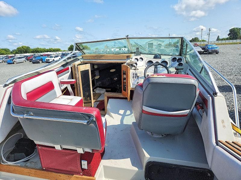4WNMV327B888 1988 FOUR WINDS BOAT photo no. 5