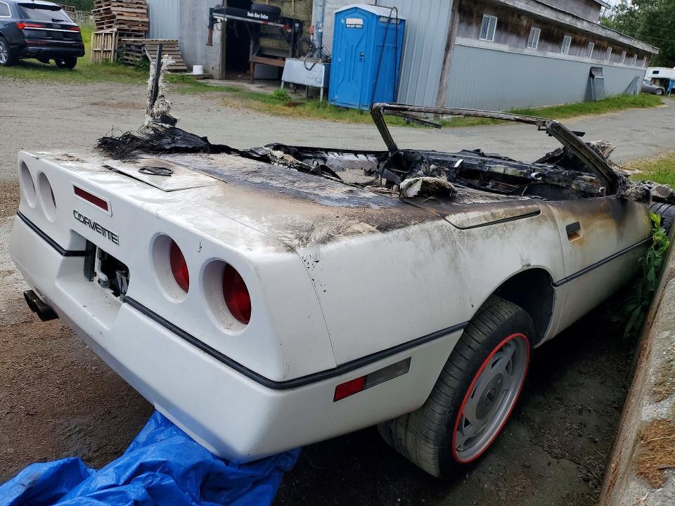 1988 CHEVROLET CORVETTE — Фото 3 из 11