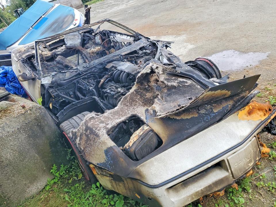 1988 CHEVROLET CORVETTE — Фото 4 из 11