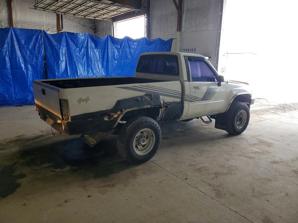 1987 TOYOTA PICKUP BASE — Фото 3 из 12