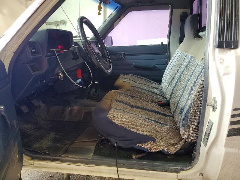 1987 TOYOTA PICKUP BASE — Фото 7 из 12