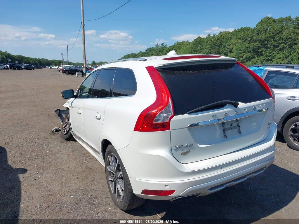 YV449MRR2H2199176 2017 VOLVO XC60 photo no. 3
