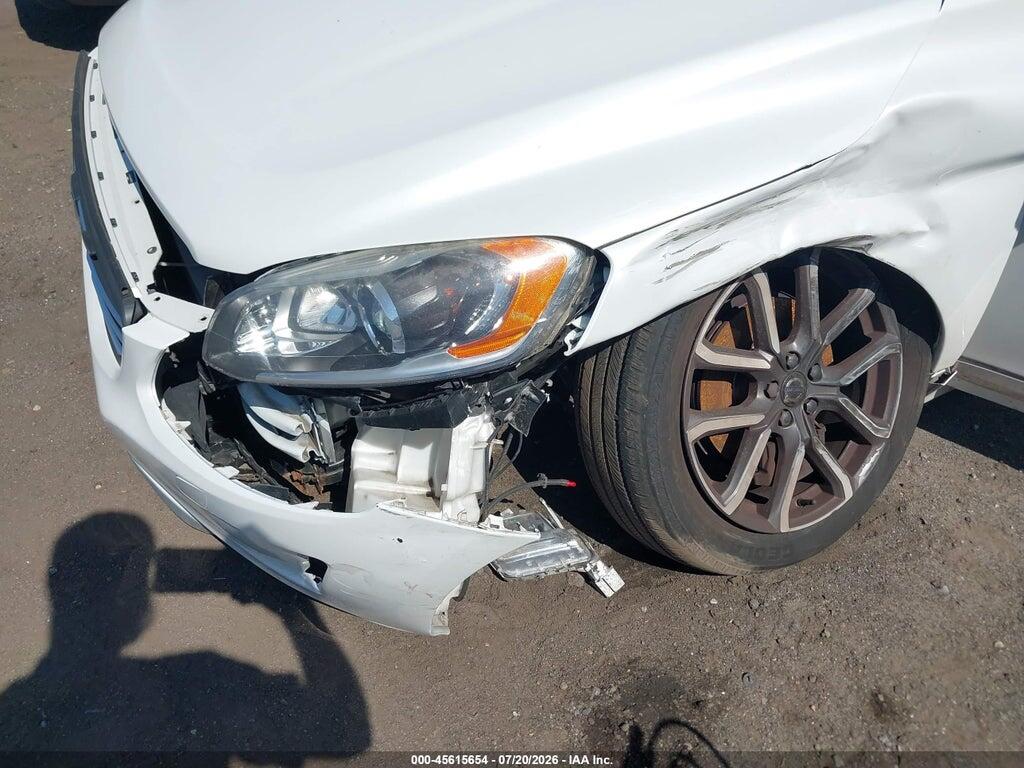 YV449MRR2H2199176 2017 VOLVO XC60 photo no. 6