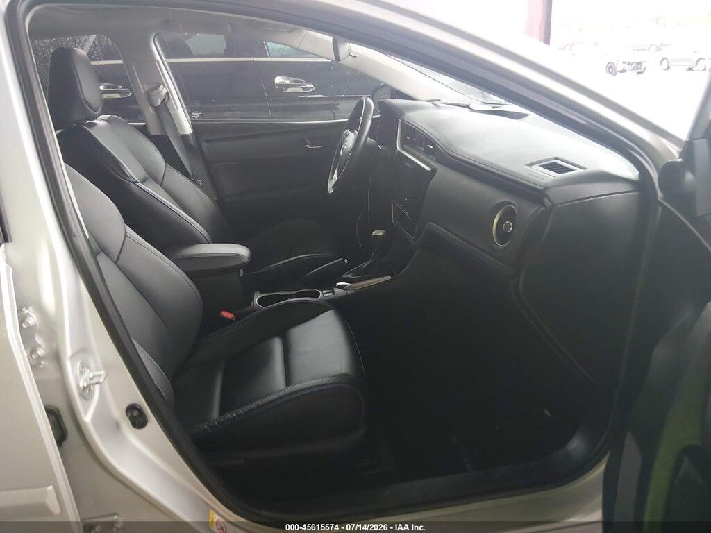 5YFBURHE1JP744330 2018 TOYOTA COROLLA photo no. 5