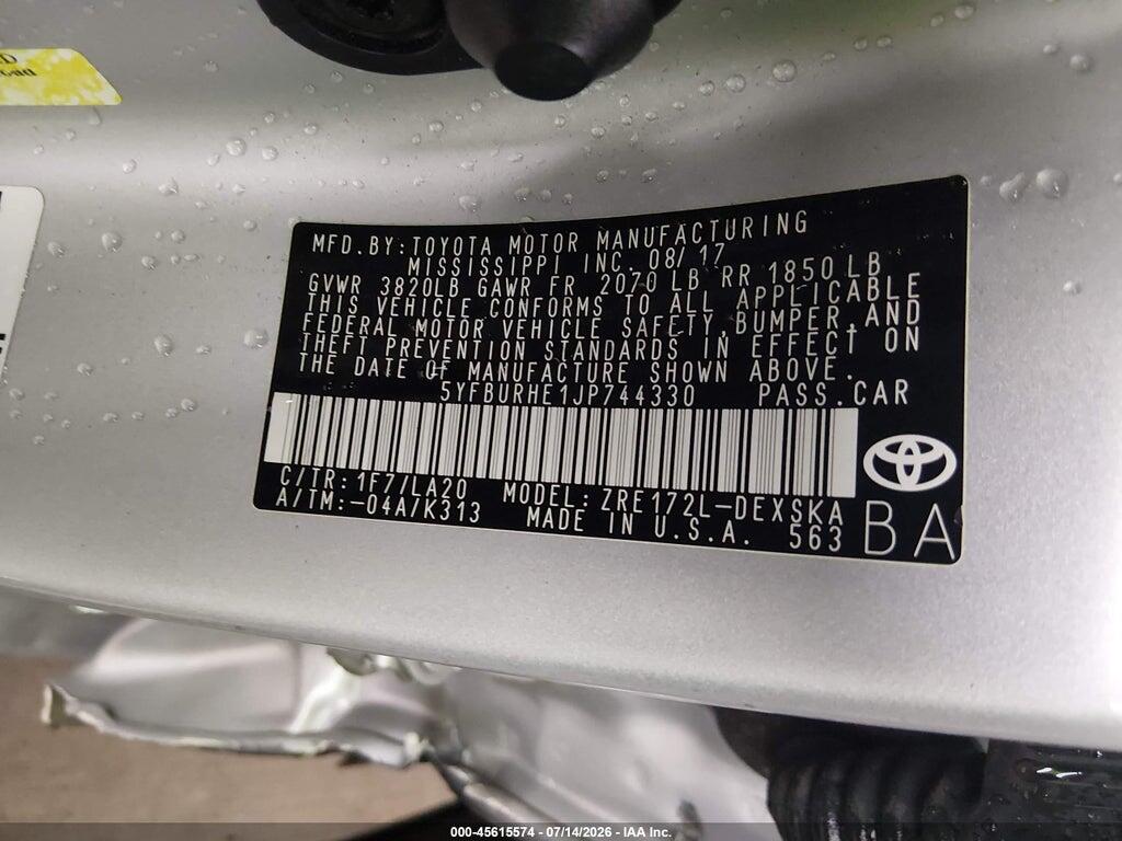 5YFBURHE1JP744330 2018 TOYOTA COROLLA photo no. 9