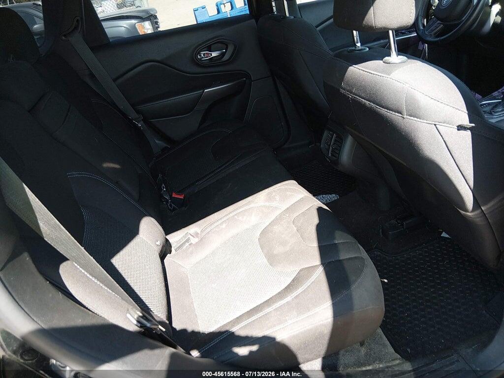 1C4PJMCB5KD107296 2019 JEEP CHEROKEE photo no. 8