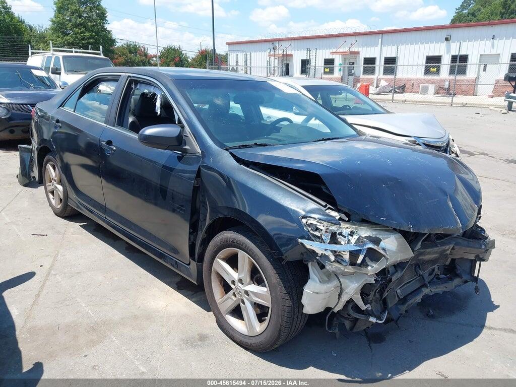 4T1BF1FK9EU319060 2014 TOYOTA CAMRY photo no. 1