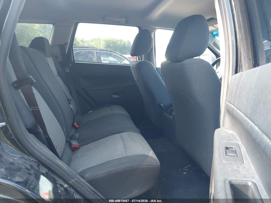 1J4PR4GK4AC133244 2010 JEEP GRAND CHEROKEE photo no. 8