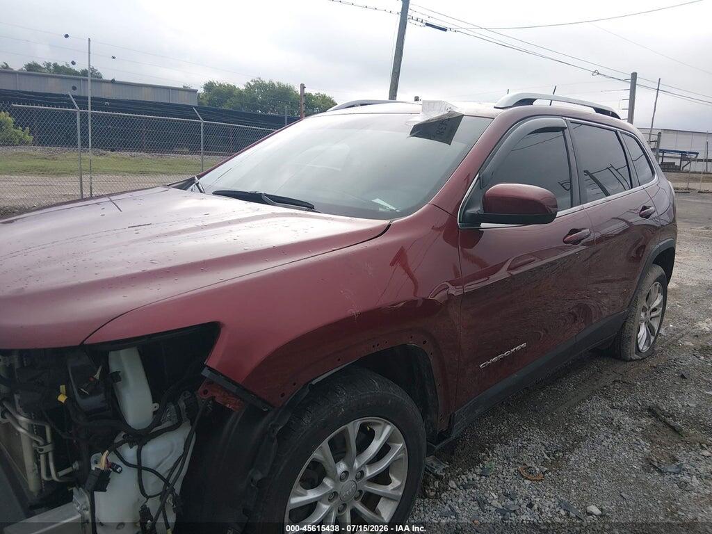 1C4PJLCB0KD326659 2019 JEEP CHEROKEE photo no. 2