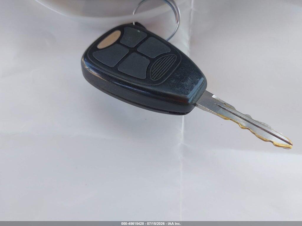 1C3LC65MX8N117090 2008 CHRYSLER SEBRING photo no. 11