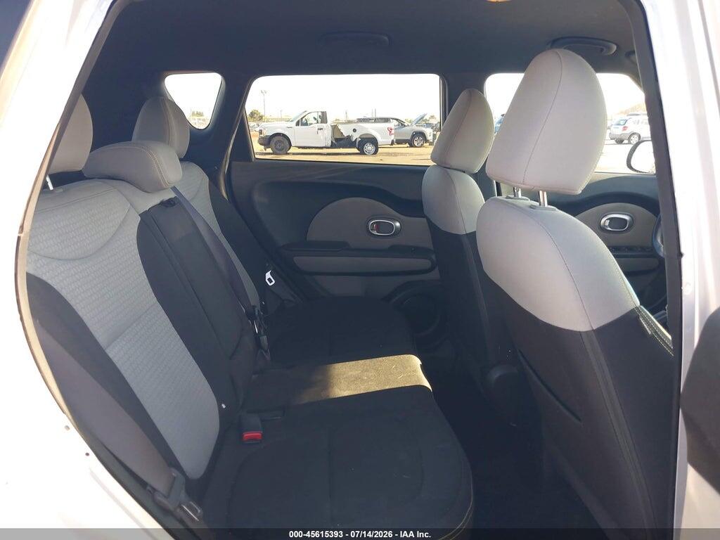 KNDJP3A57F7802203 2015 KIA SOUL photo no. 8