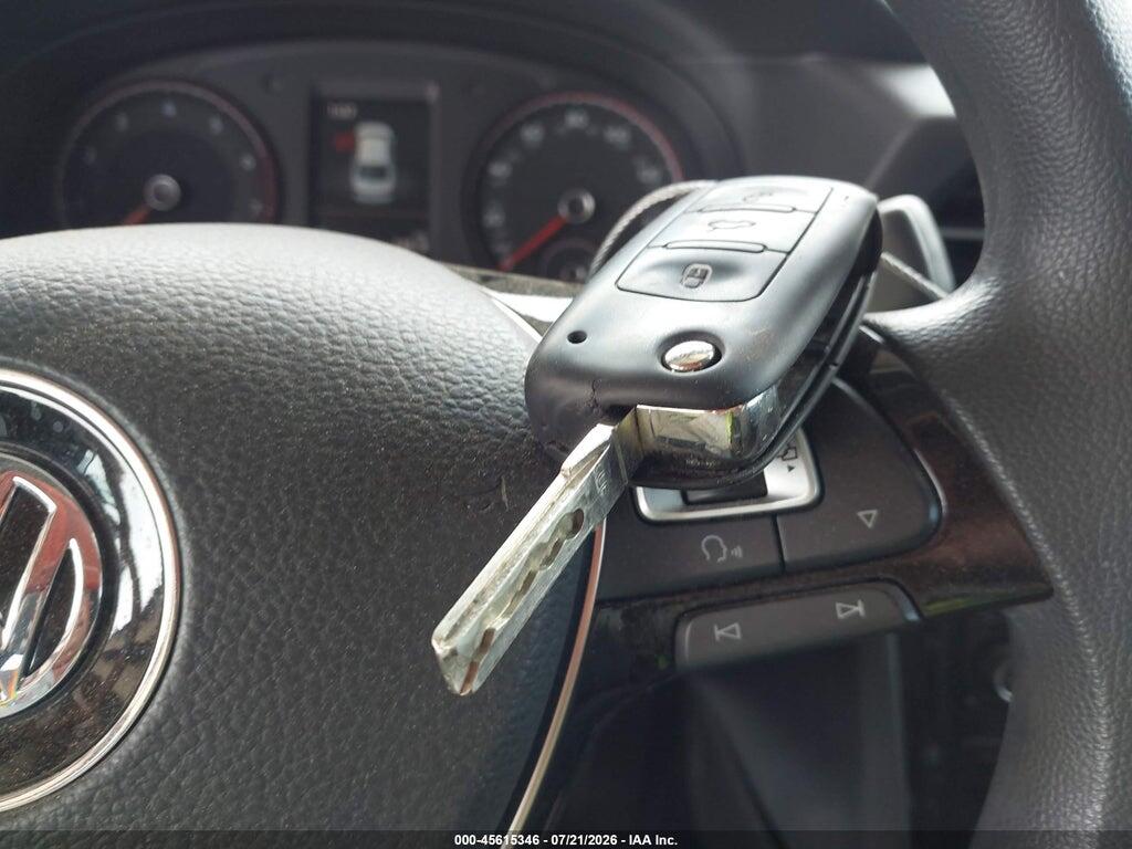 1VWAA7A38LC012741 2020 VOLKSWAGEN PASSAT photo no. 11