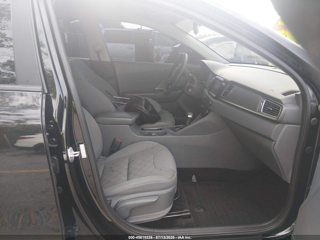 KNDCB3LC5H5066511 2017 KIA NIRO photo no. 5